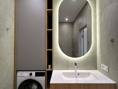 квартира за адресою Домбровського вул., 75