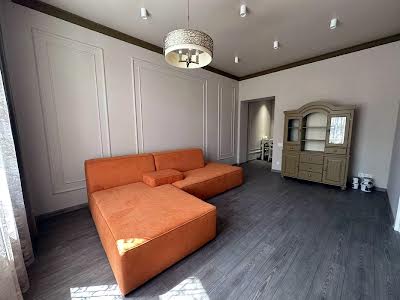 квартира за адресою Пантелеймона Куліша вул., 31