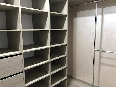 квартира за адресою Сімейна вул., 4