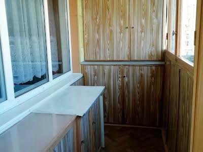 квартира за адресою Озерна вул., 16