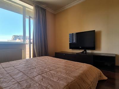 квартира за адресою Уютная, 8
