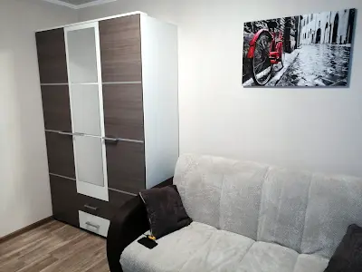 квартира за адресою Космічна вул., 23