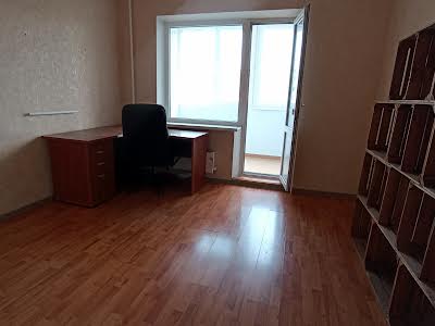 квартира по адресу Ревуцького, 18