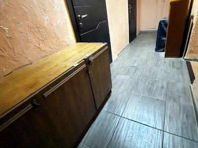 квартира за адресою Краснова вул., 3