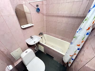 квартира по адресу Дарницкий бульв., 13