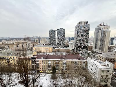 квартира по адресу Василия Тютюнника ул. (Барбюса Анри), 5в