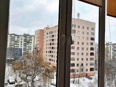 квартира за адресою Кирила Трильовського вул., 20