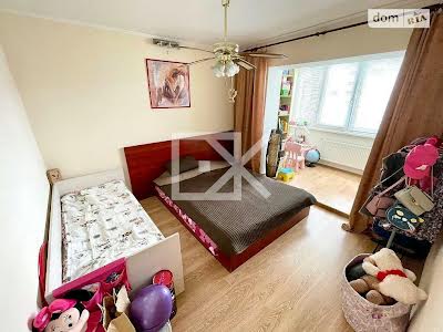 квартира по адресу Анны Ахматовой ул., 4
