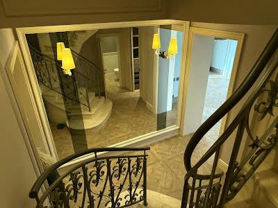 квартира за адресою Військовий узвіз, 400