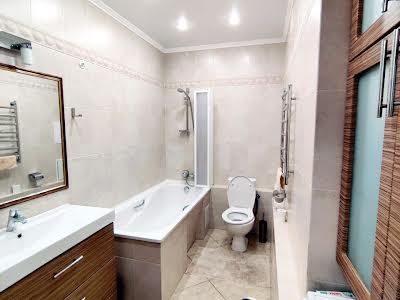 квартира за адресою Урлівська вул., 40