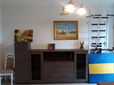 будинок за адресою Центральна вул.