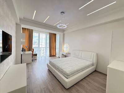 квартира за адресою Євпаторійська вул., 2б