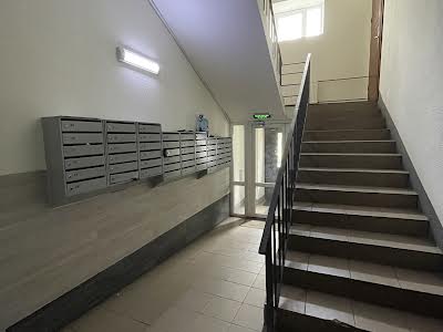 квартира за адресою Мінеральна вул., 7-Е