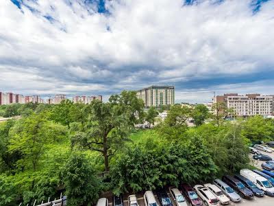 квартира за адресою Михайла Максимовича вул. (Онуфрія Трутенка), 9-А
