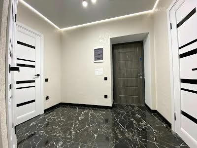 квартира по адресу Ивано-Франковск, Княгинин ул., 10