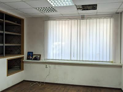 коммерческая по адресу Калиновая ул., 68