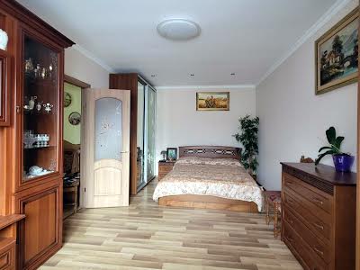 квартира за адресою Винна Гора вул., 8