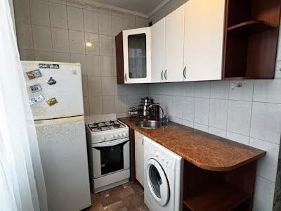 квартира за адресою Тракторостроителей, 126