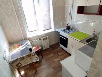 квартира за адресою Полярна вул., 7