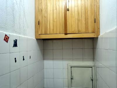 квартира за адресою Михайла Омеляновича-Павленка вул. (Суворова), 19