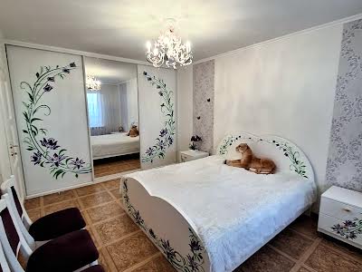 квартира за адресою Здолбунівська вул., 13