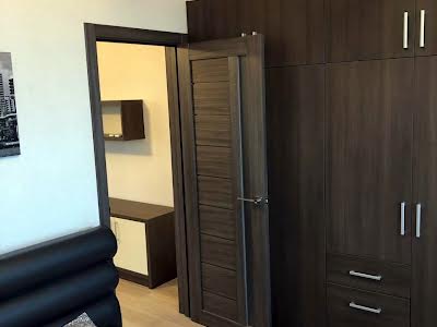 квартира за адресою Петропавлівська вул., 40