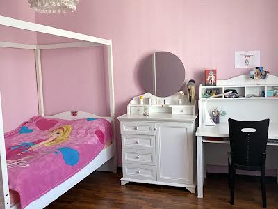 квартира за адресою Дніпровська набережна вул., 19