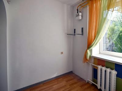 квартира за адресою заводська, 9