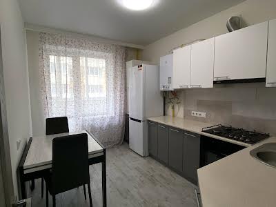 квартира за адресою Тарасівська вул., 21