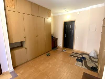 квартира по адресу Николая Ушакова ул., 1-В
