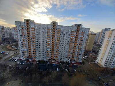 квартира за адресою Ахматової Анни вул., 35Б