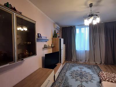 квартира по адресу Олены Пчилки ул., 2