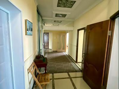 квартира за адресою В'ячеслава Чорновола вул., 25