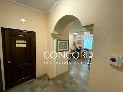 квартира за адресою Митрофана Довнар-Запольського вул., 4