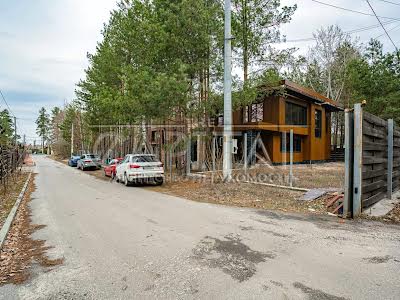 будинок за адресою Весняна вул. (Першотравнева), 9