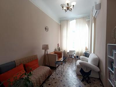 квартира за адресою Софіївська вул., 17/15