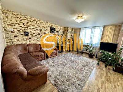 квартира за адресою Срібнокільська вул., 1