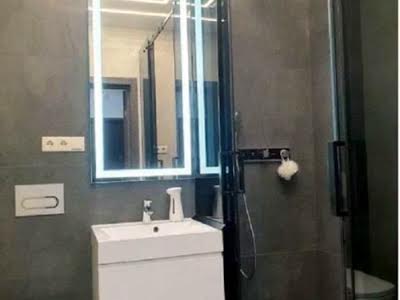 квартира за адресою Сім'ї Кульженків вул. (Петра Дегтяренка), 37