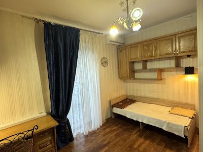 будинок за адресою Карпатської Січі вул. (Гвардійська), 36