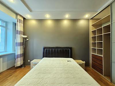 квартира по адресу Панаса Мирного ул., 8