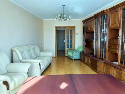квартира за адресою Срібнокільська вул., 20