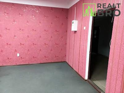 коммерческая по адресу Миру, 1