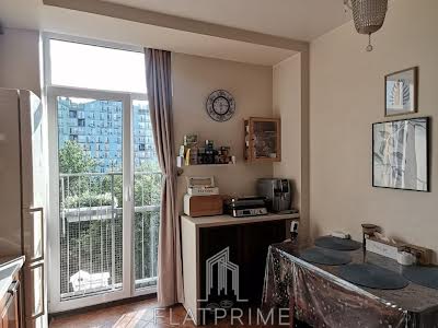 квартира за адресою Регенераторна вул., 4 к1