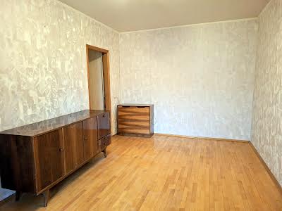 квартира за адресою Драгоманова вул., 17
