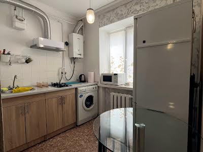 квартира за адресою Олександра Довженка вул. (Толстого), 102