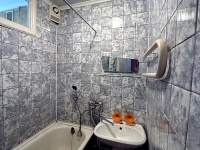 квартира за адресою Нарбутівська вул., 200