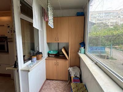 квартира за адресою Жоліо Кюрі вул., 64