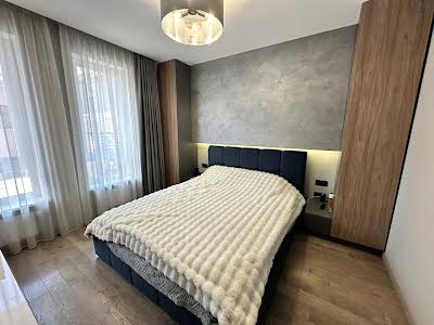 квартира за адресою Пекарська вул., 57