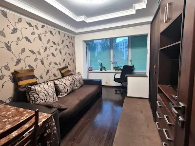 квартира по адресу Николая Ушакова ул., 10