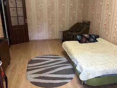 квартира за адресою Проспект Героев, 25